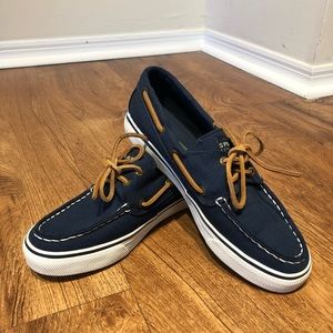 Sperry woman shoes